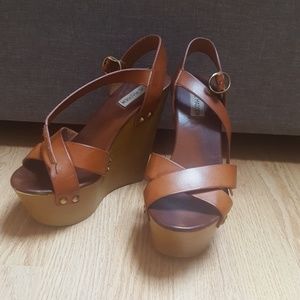 Steve madden chestnut wedges